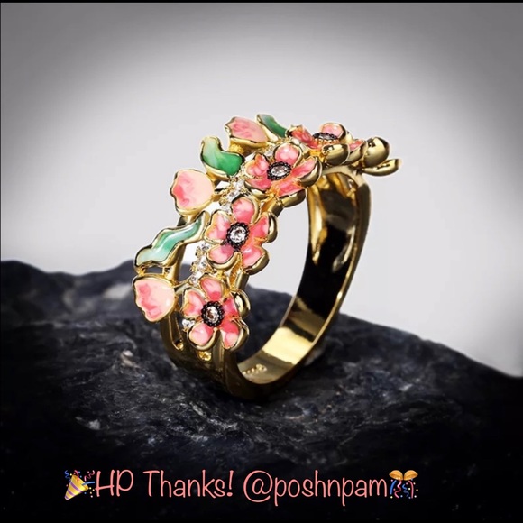 Jewelry - 🎊HP🎉 18k Gold Plated Pink Flower Garden Ring